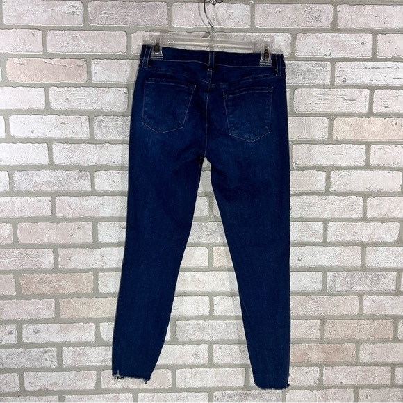 J Brand Crop Skinny Jeans in Radiowave Destruction Wash Size 27 - Picture 6 of 11